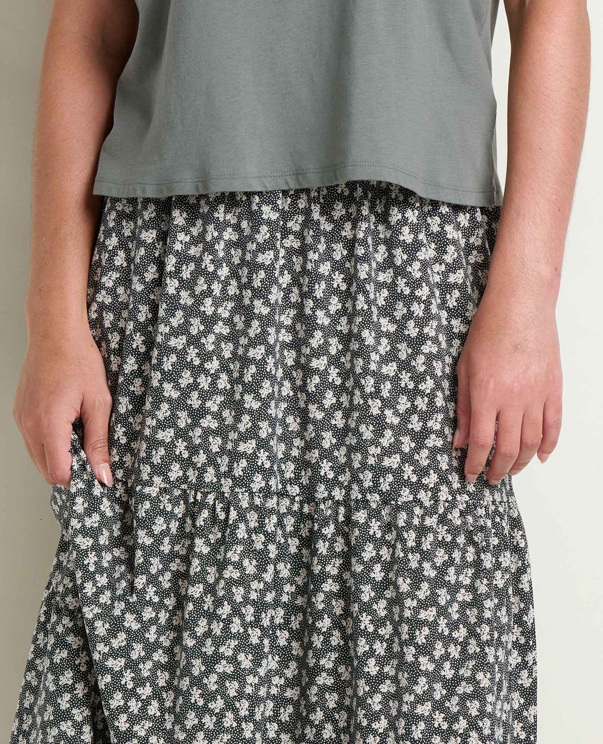 Toad&Co Sunkissed Tiered Midi Skirt - UPF 50+ Travel Skirt - Quick-Dry