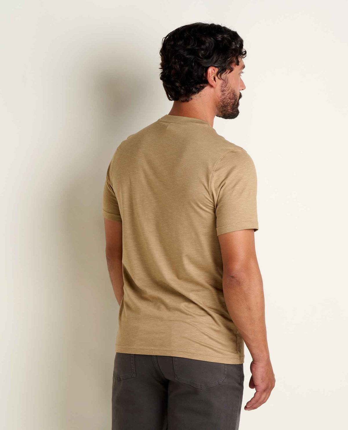 Toad&Co Tempo Crew Pocket Tee - Effortless & Eco-Friendly