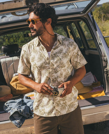 Toad&Co Men's Fletcher Shirt - Organic Cotton Stretch Seersucker Shirt